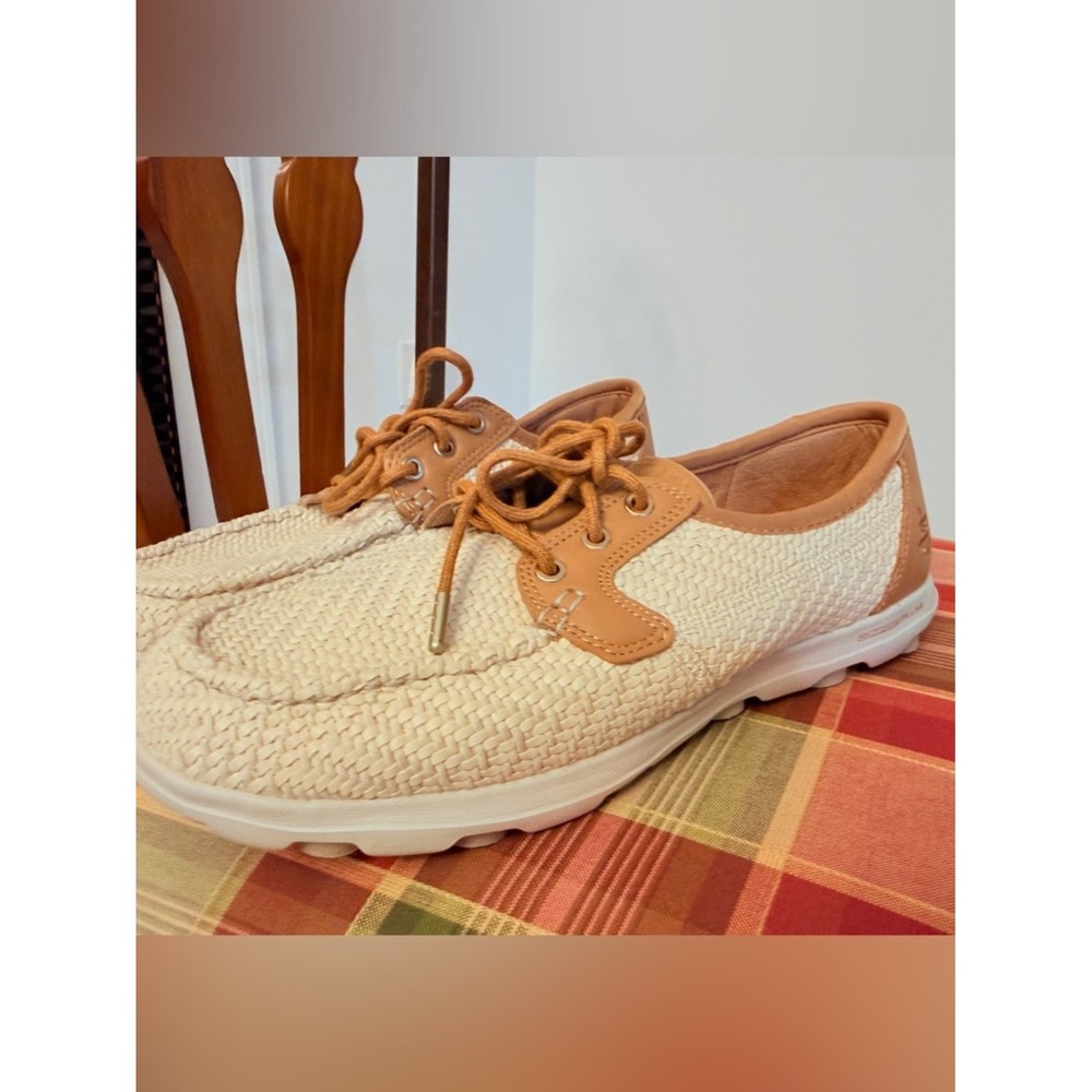 Skechers Women's On-the-GO 2.0 - Raffia Palms boat shoes. sz10